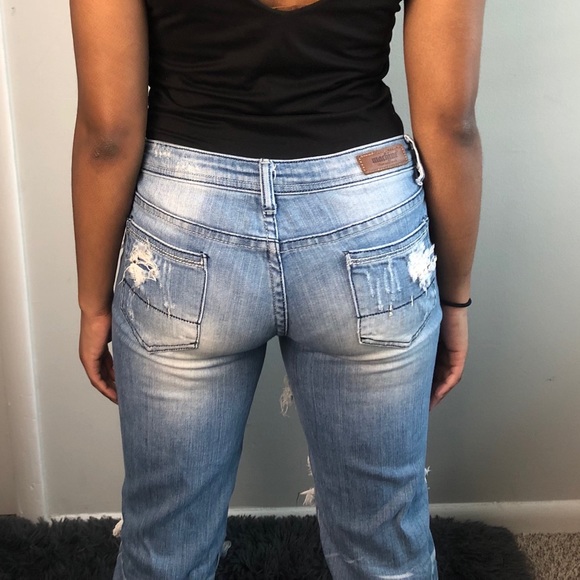 Distressed Denim Jeans - Picture 3 of 3